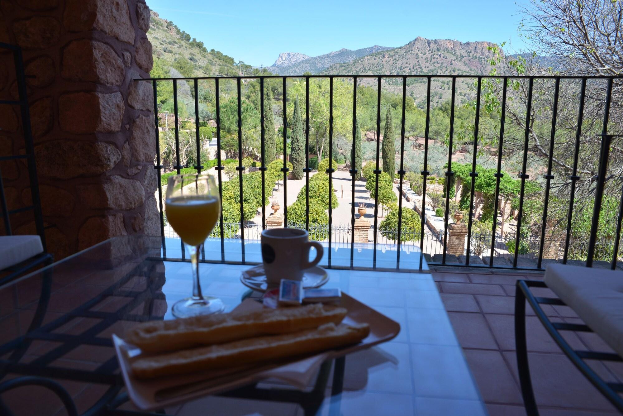 Hotel Jardines De La Santa Totana
